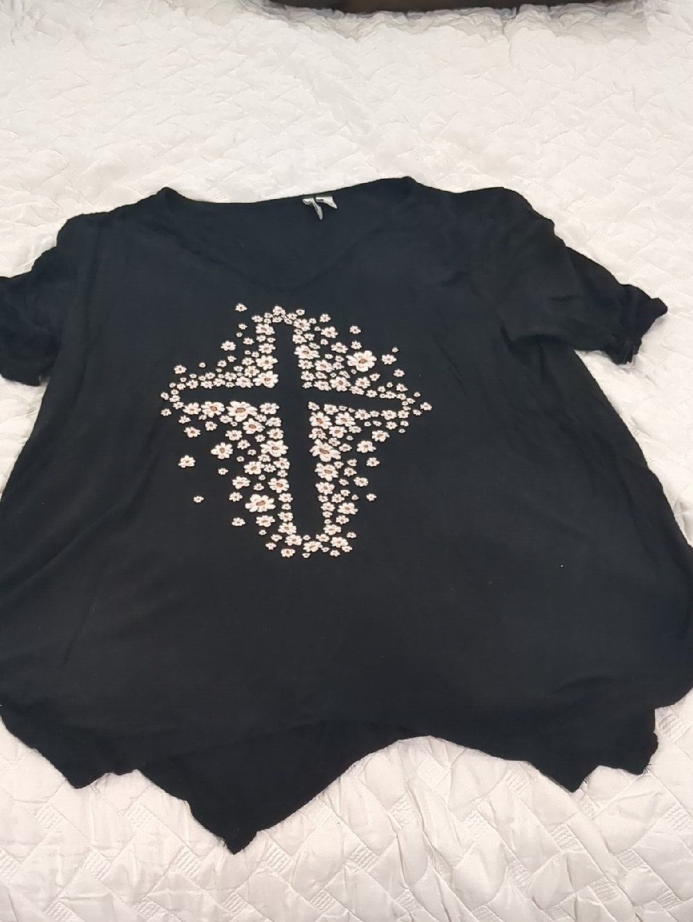 Cato Black Short Sleeve Top with White Floral Cross